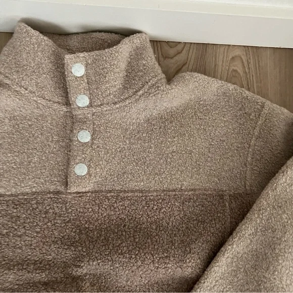 Outdoor Voices MegaFleece Snap Up Pullover - Picture 2 of 3